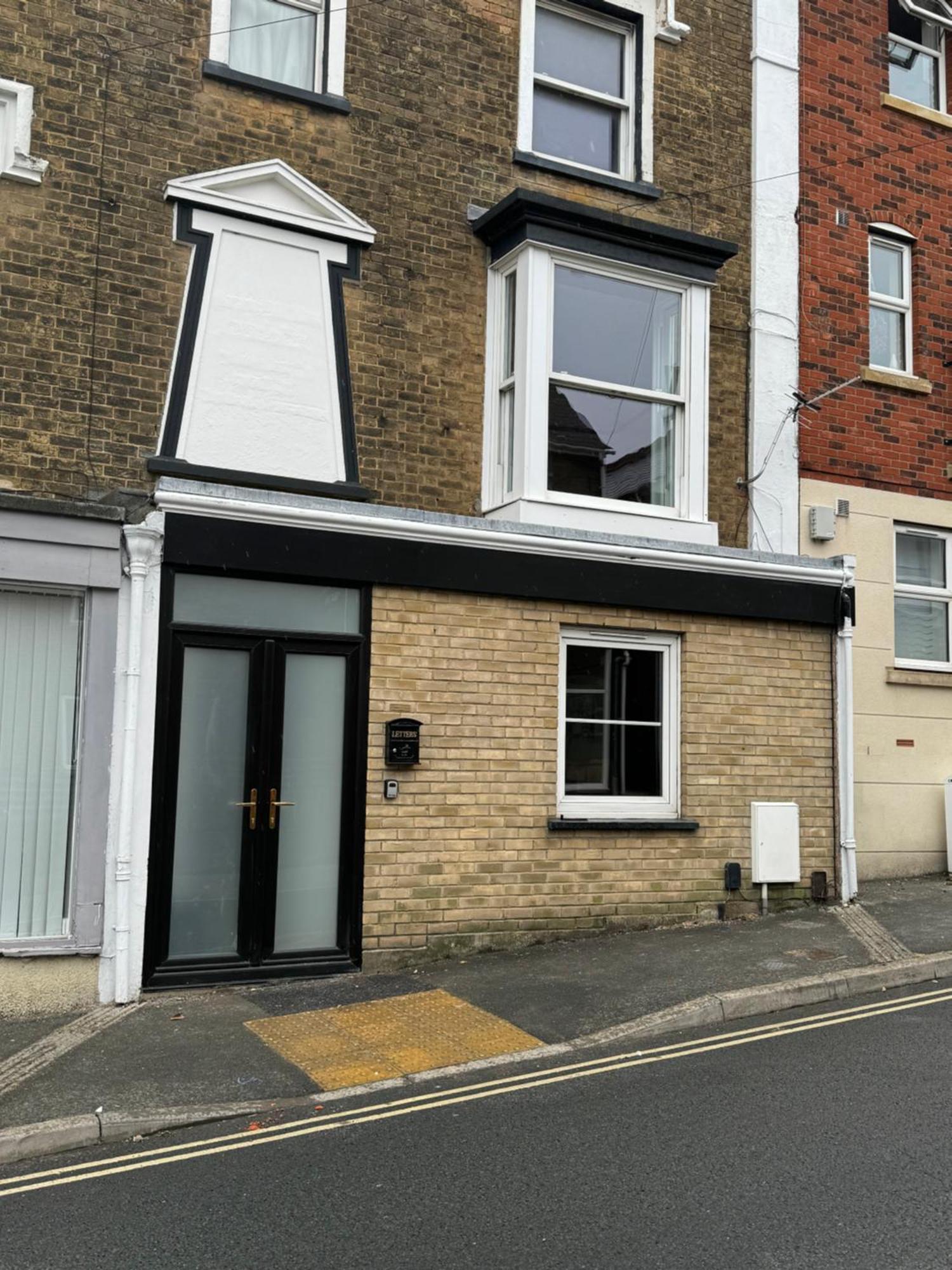 Mill Hill Guest House Cowes  Exterior photo